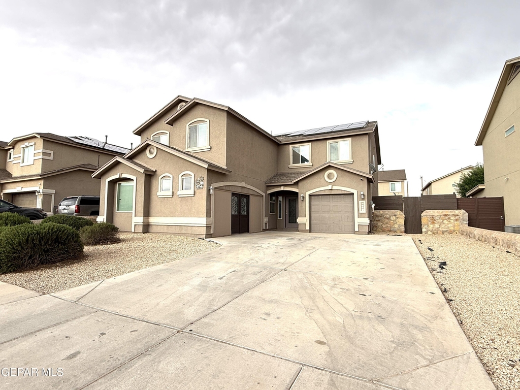 1028 Flyer Place - Photo 2
