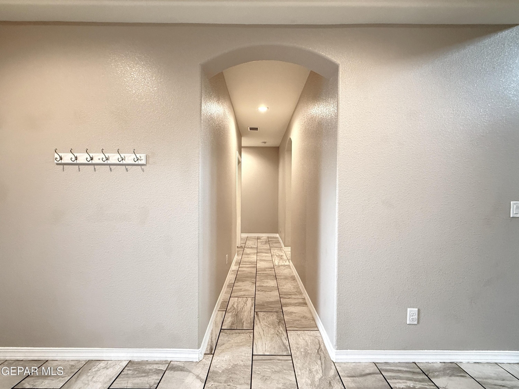 1028 Flyer Place - Photo 25