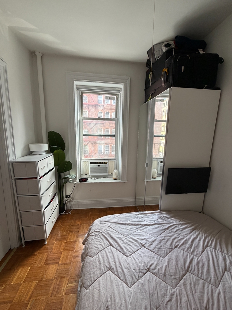 151 Mott Street - Photo 4