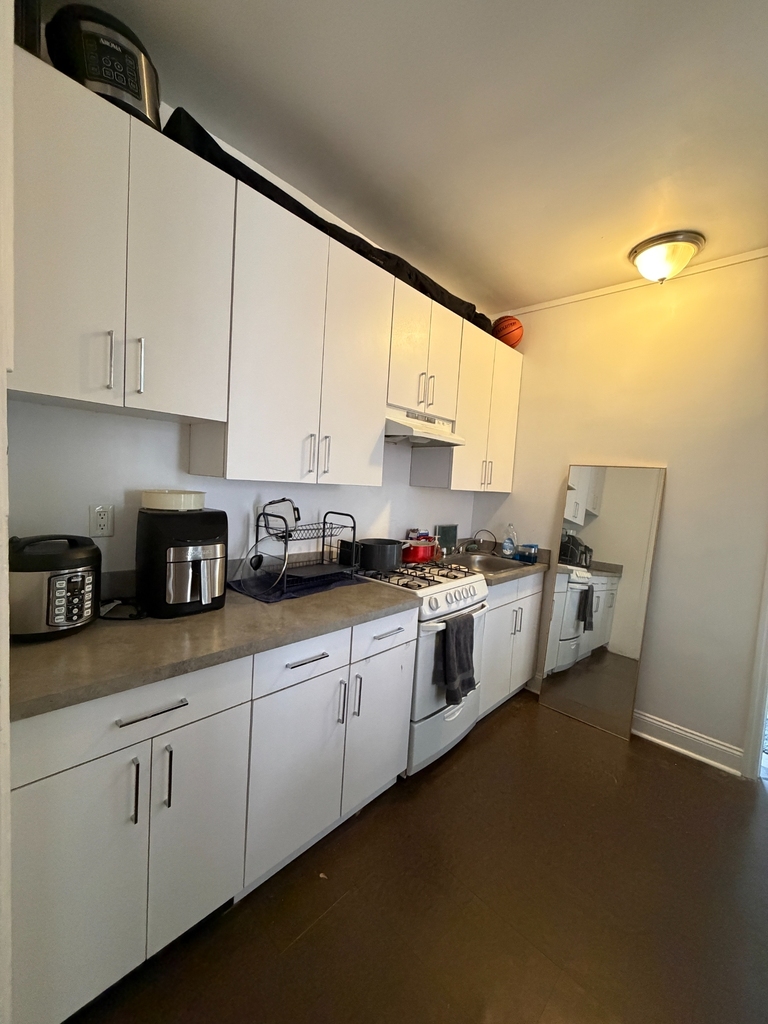 151 Mott Street - Photo 1