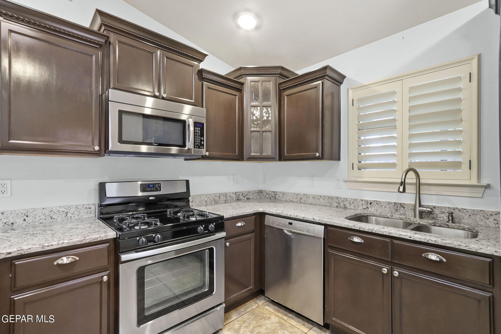 14222 Poets Rock Lane - Photo 4