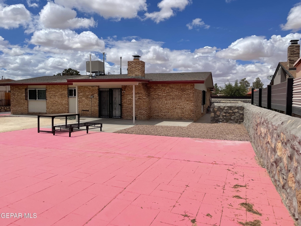 10604 Fieldrock Court - Photo 11