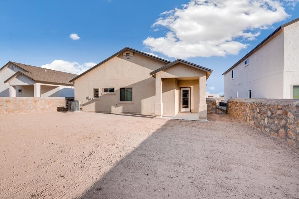 7747 Enchanted Path Drive - Photo 20
