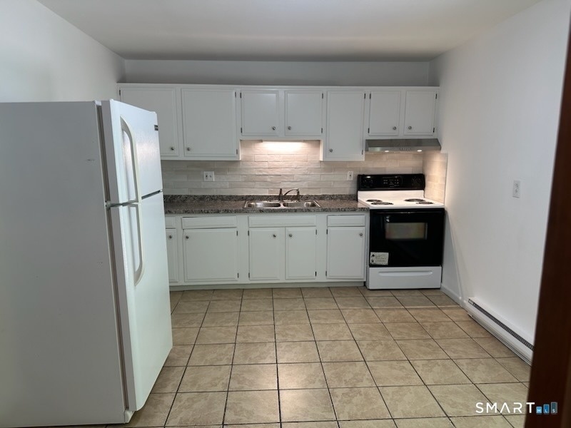 16 A Street - Photo 2