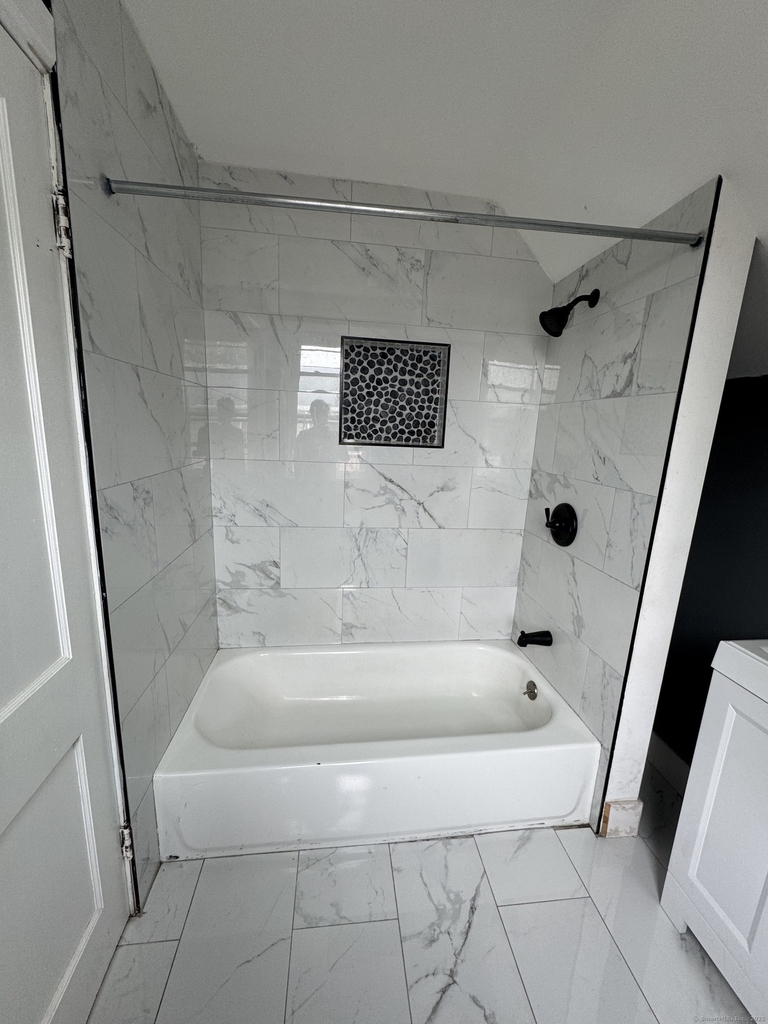 124 First Avenue - Photo 9