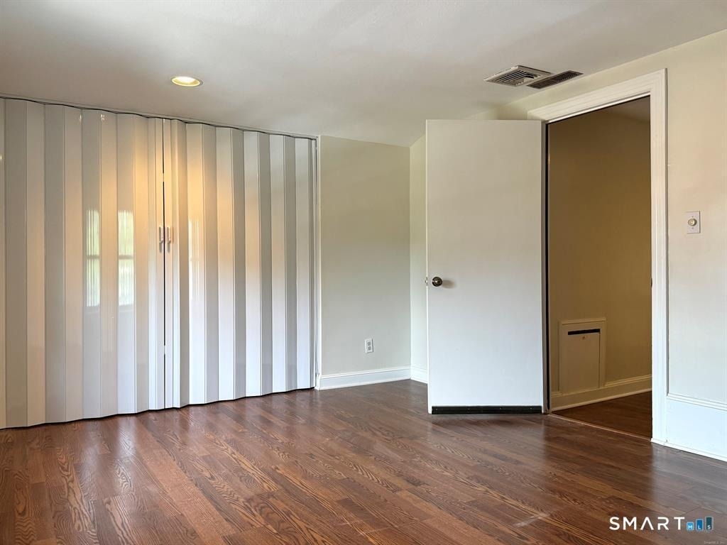 251 Edwards Street - Photo 14