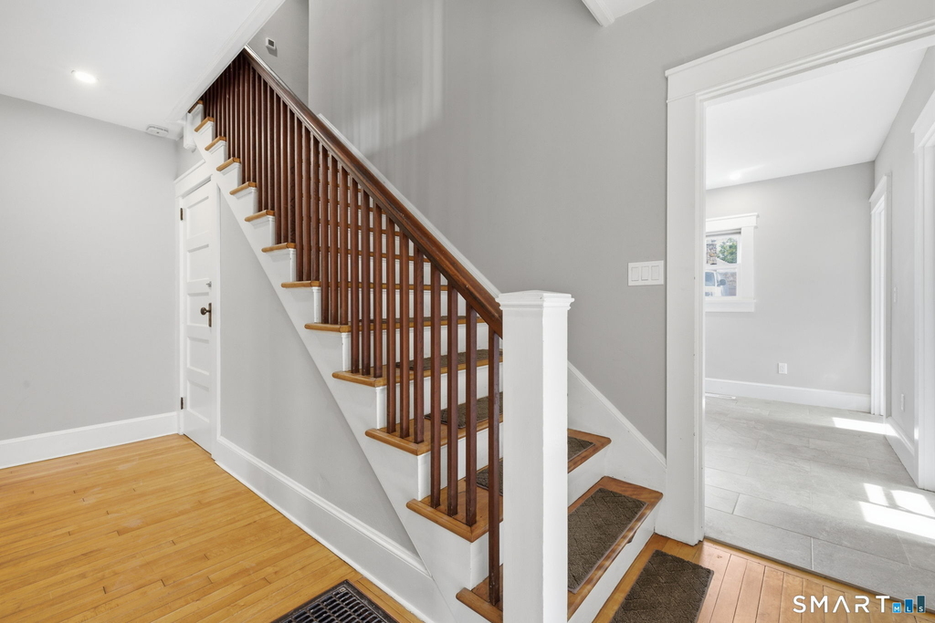 29 Main Street - Photo 7