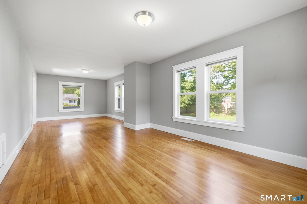 29 Main Street - Photo 6