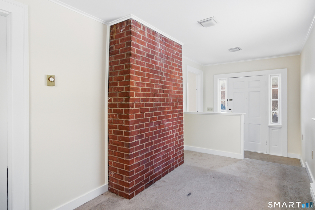 815 East Main Street - Photo 9