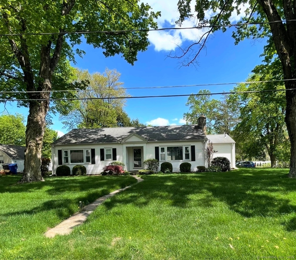 2 Robert Street - Photo 1