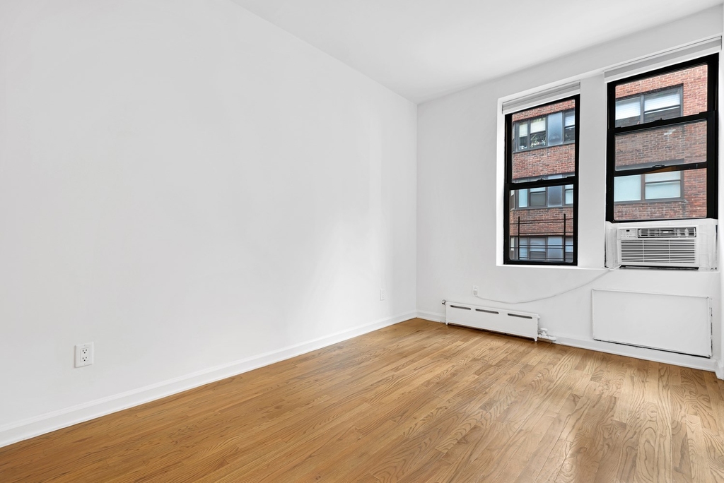 226 East 70th Street - Photo 1