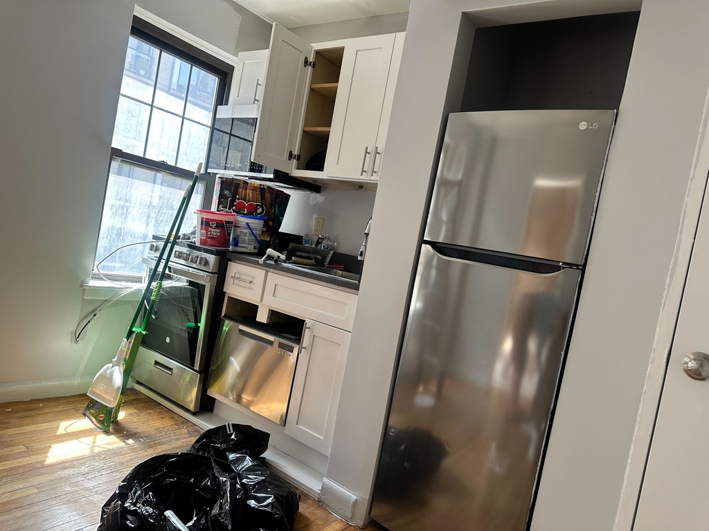 West 53rd Street - Photo 1