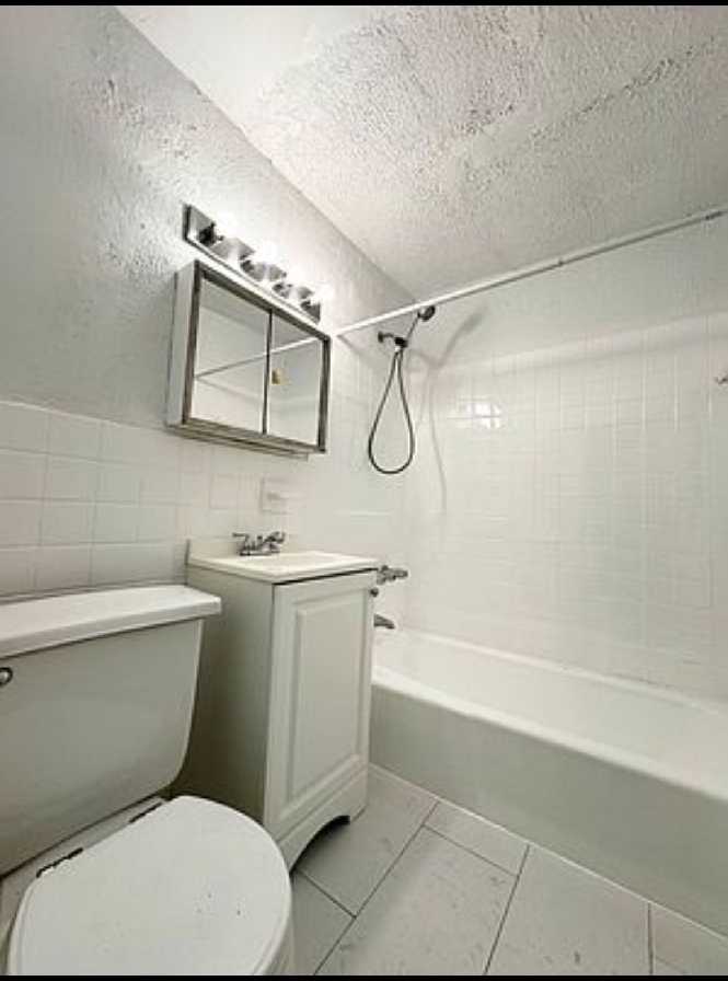330 East 100 Street New York  - Photo 9