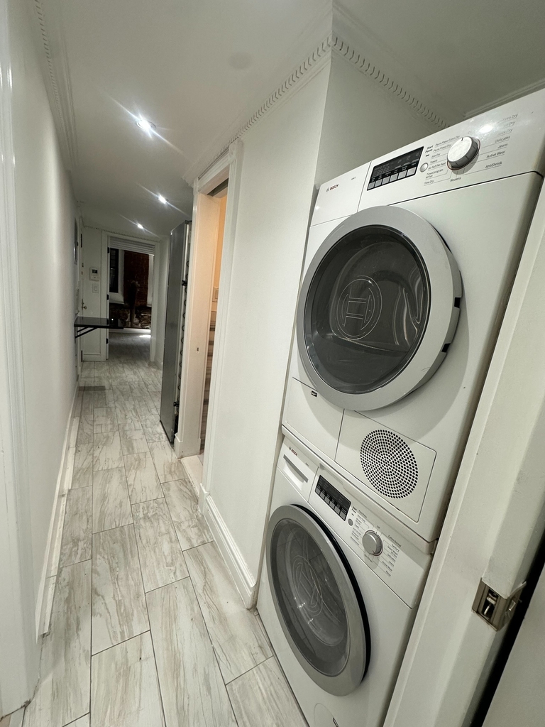 West 53rd Street - Photo 5