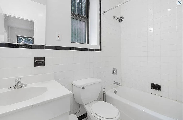 1402 Lexington Avenue - Photo 6