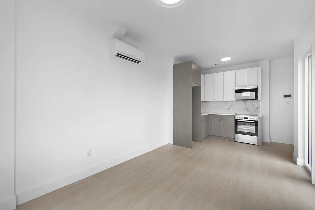 835 Maple Street - Photo 4