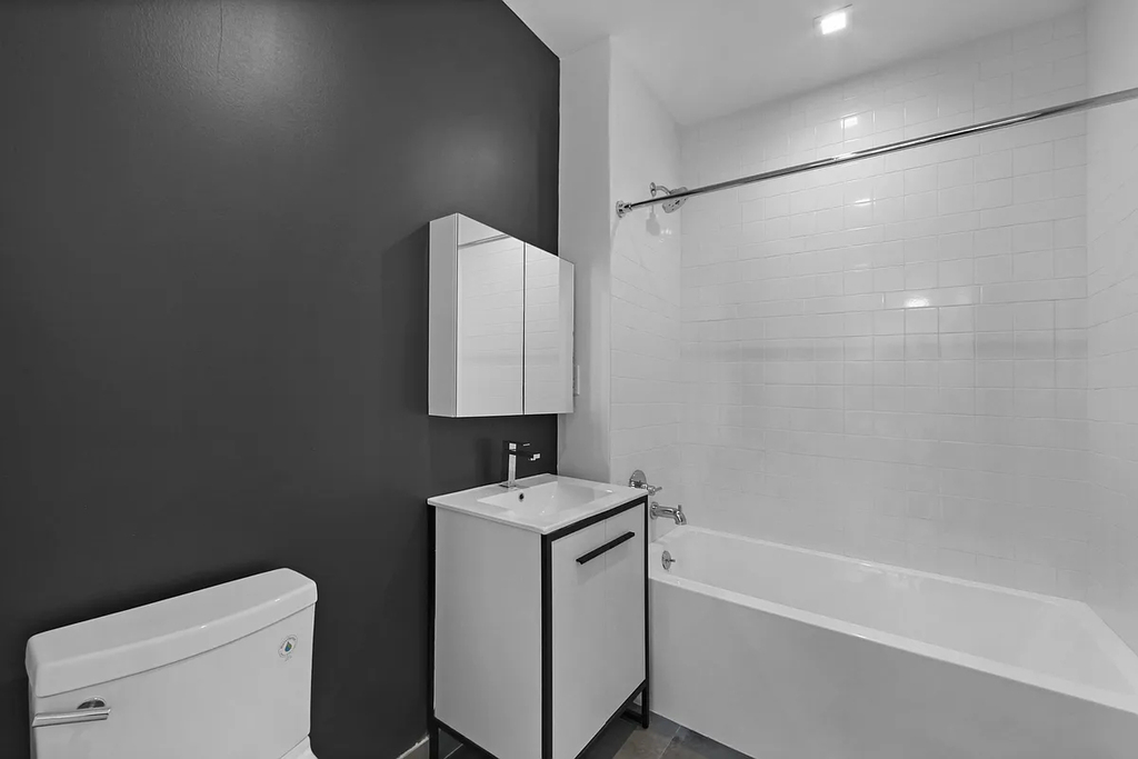 835 Maple Street - Photo 6