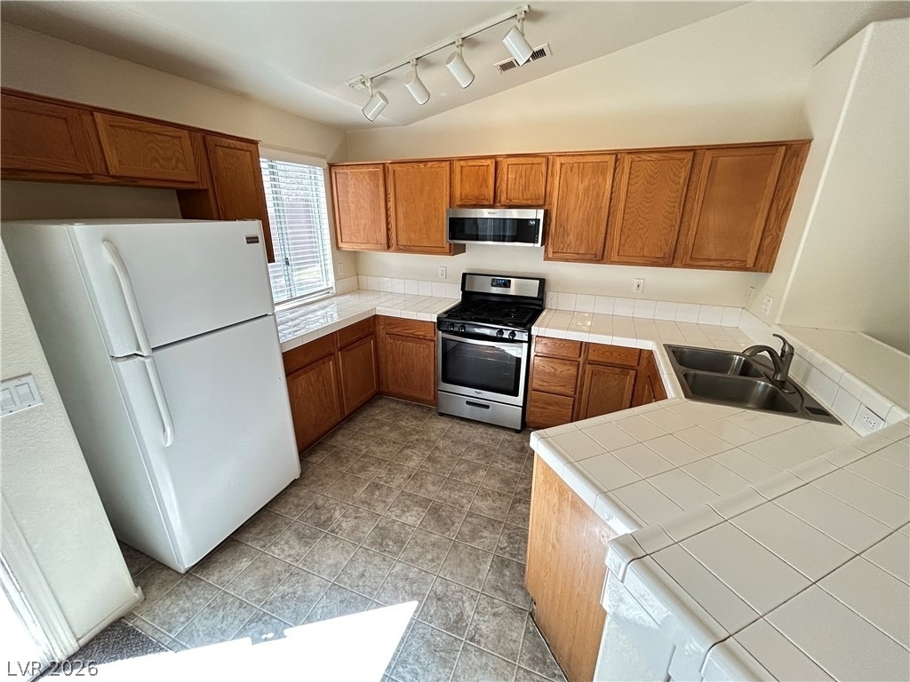 1840 Montvale Court - Photo 8