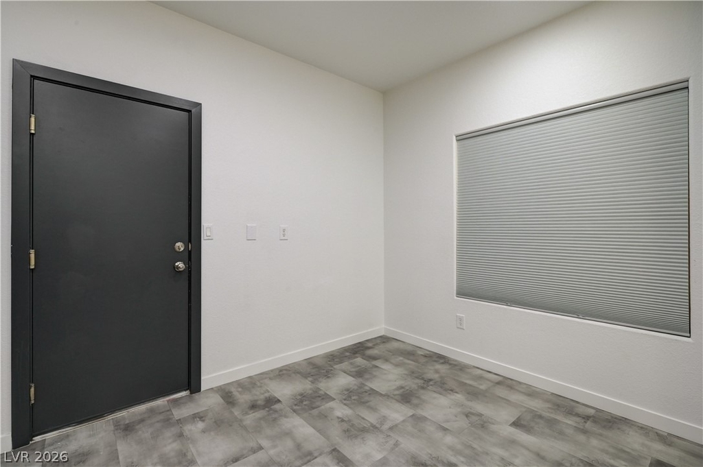 9929 Markhorn Court - Photo 18