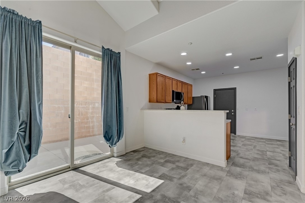 9929 Markhorn Court - Photo 11