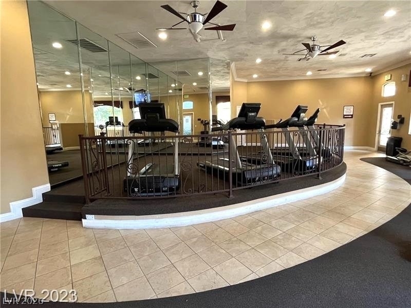 4400 Jones Boulevard - Photo 18