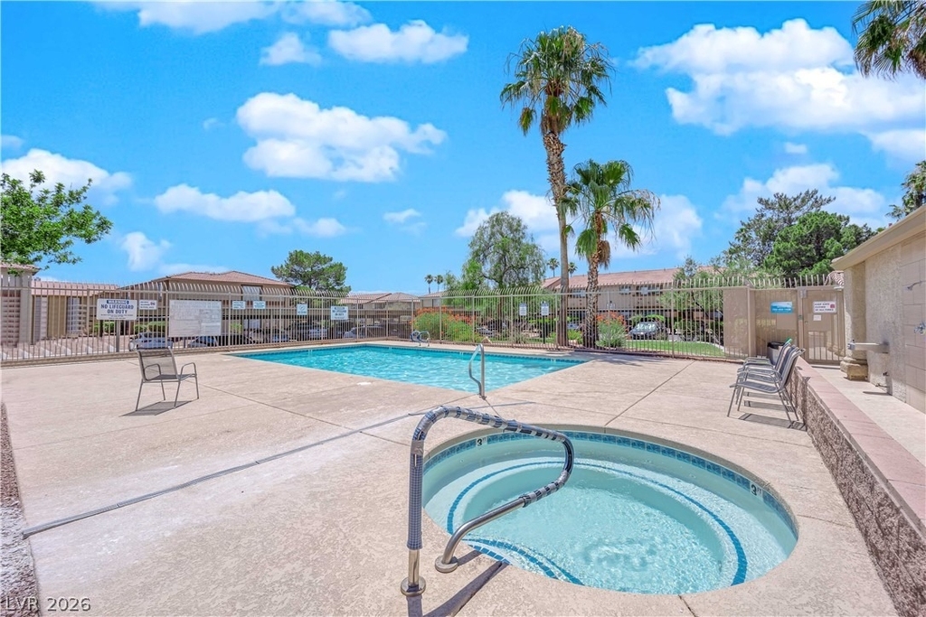 7300 Pirates Cove Road - Photo 4