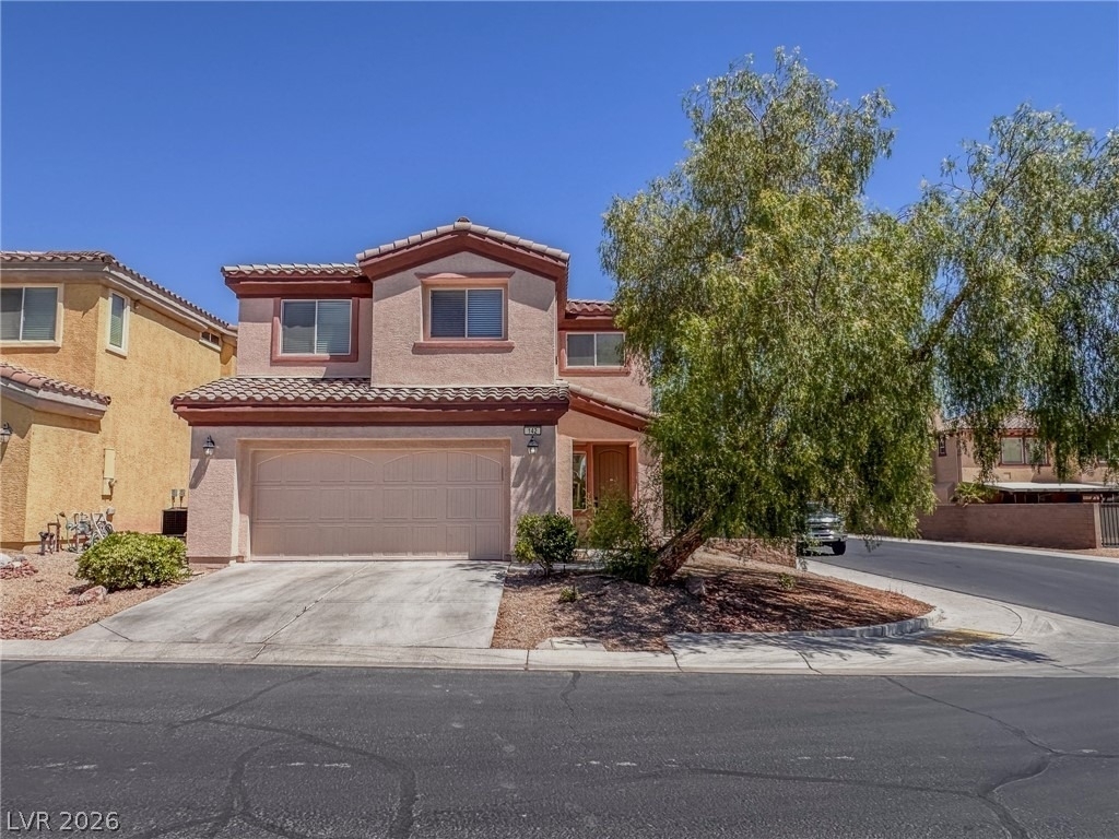142 Castle Course Avenue - Photo 0