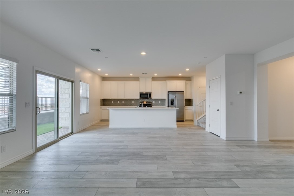 600 N Carriage Hill Drive - Photo 3