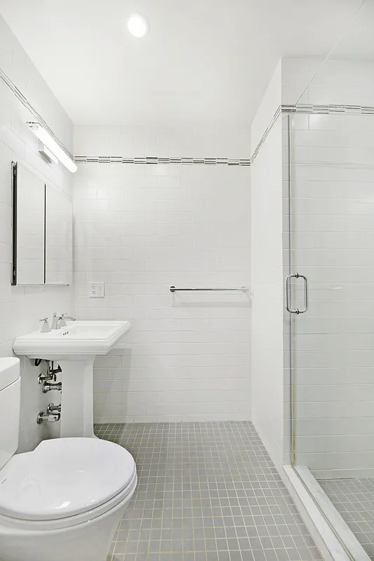 226 East 70th Street - Photo 6