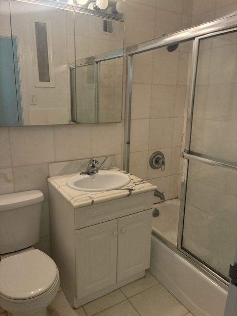 238 East 36th Street - Photo 4