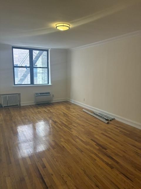 238 East 36th Street - Photo 1