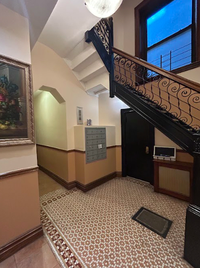 247 East 62nd Street - Photo 6