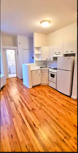 247 East 62nd Street - Photo 2