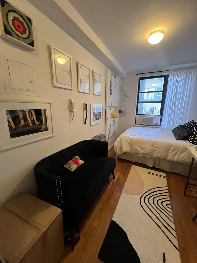 186 Orchard Street - Photo 1