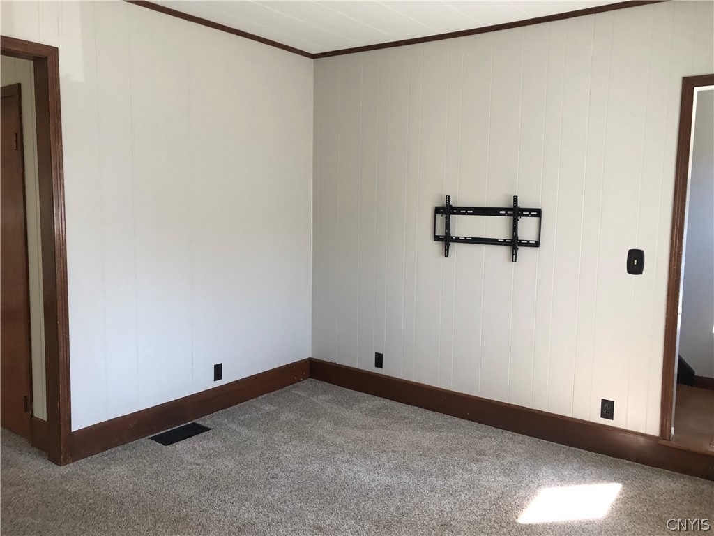 708 Schuyler Street - Photo 6
