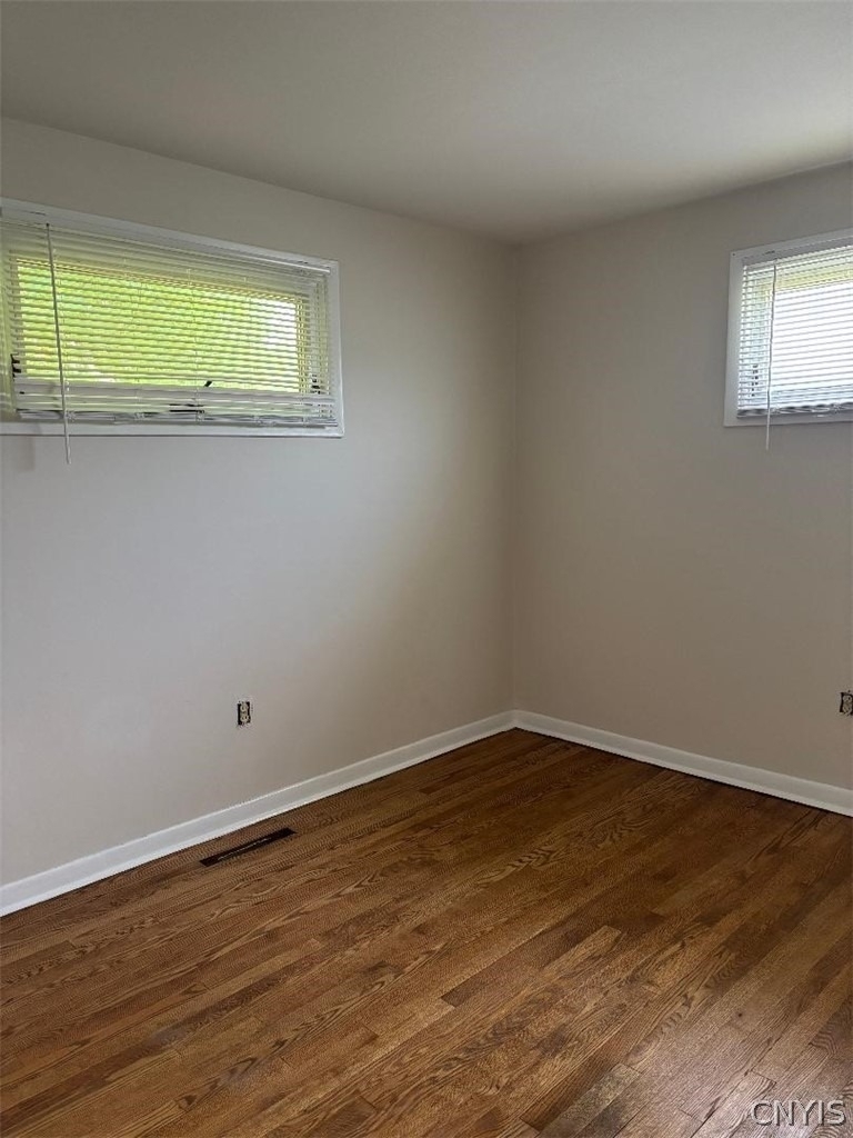 110 Brentwood Drive - Photo 7