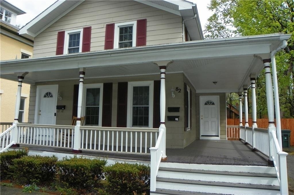 82 Adams Street - Photo 0