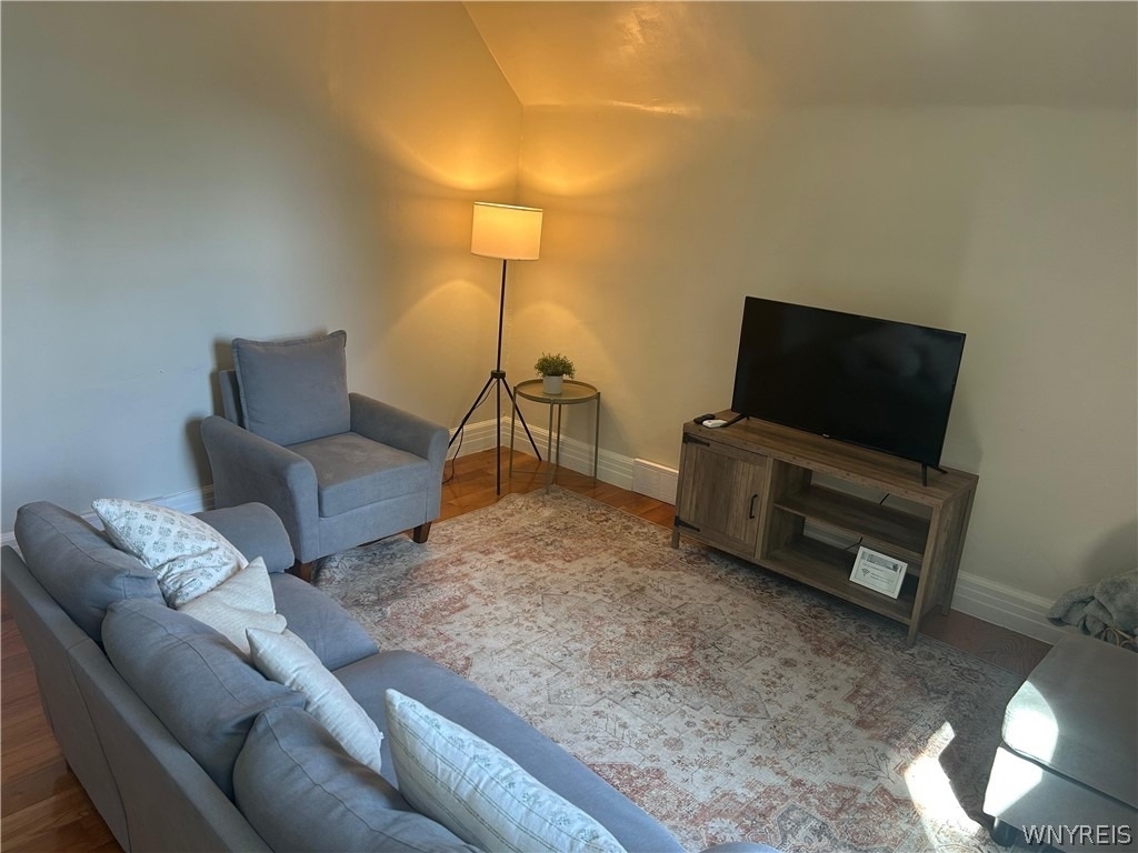40 Lisbon Avenue - Photo 3