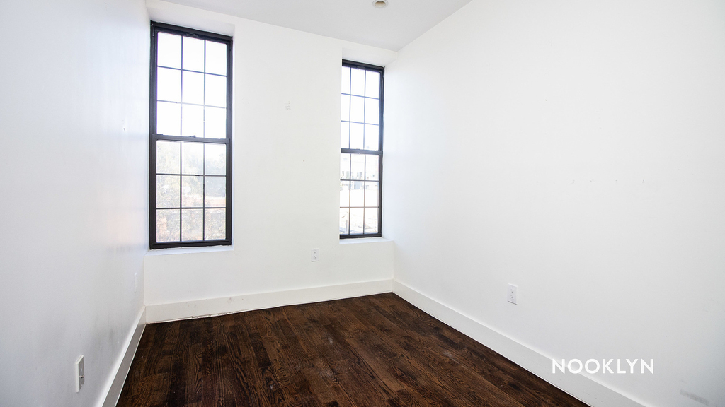 558 Kosciuszko Street - Photo 1