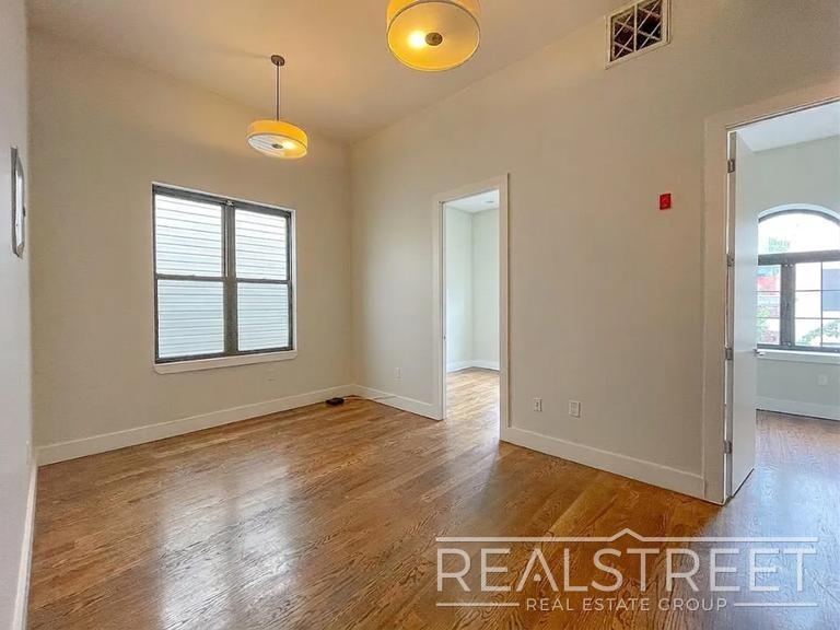 358 Palmetto Street - Photo 2
