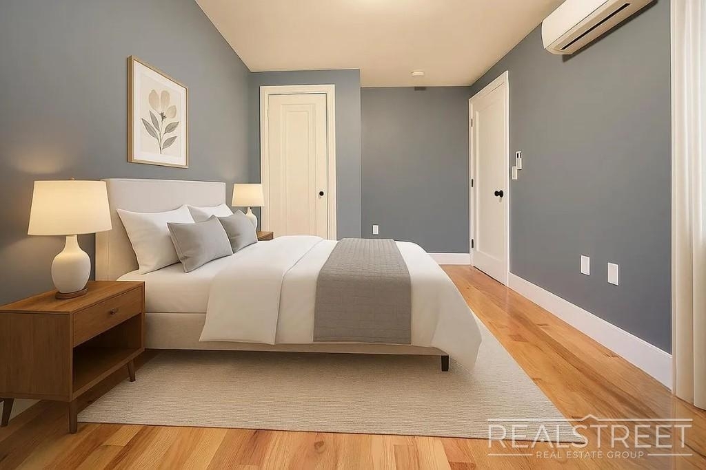 68 Halsey Street - Photo 4