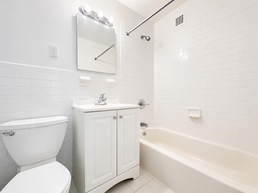 150 West 225th Street - Photo 13