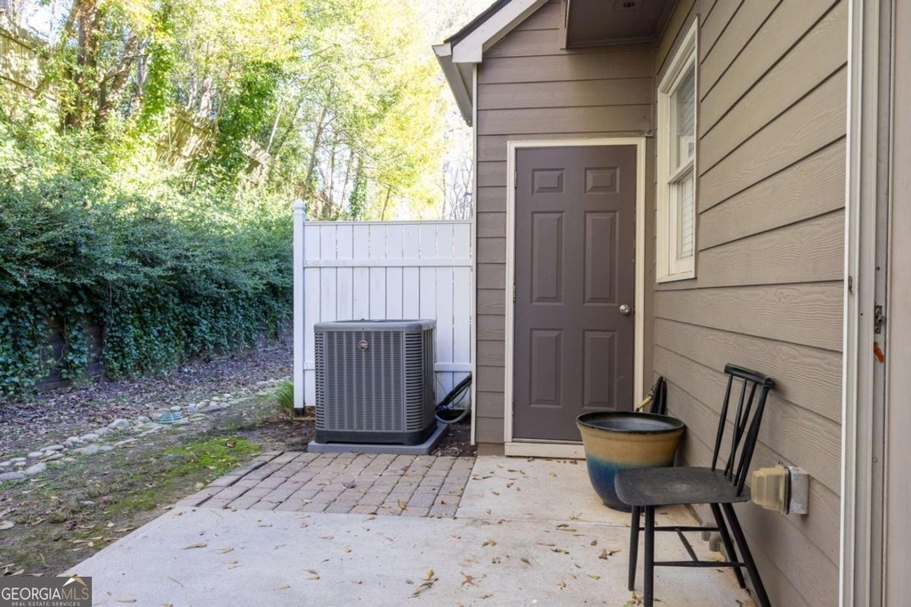 1232 Harris Commons Place - Photo 24