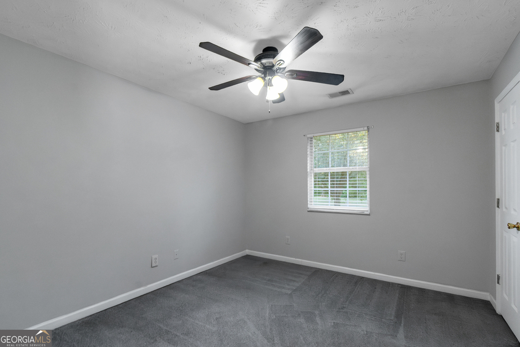 585 Mountainview Drive - Photo 23