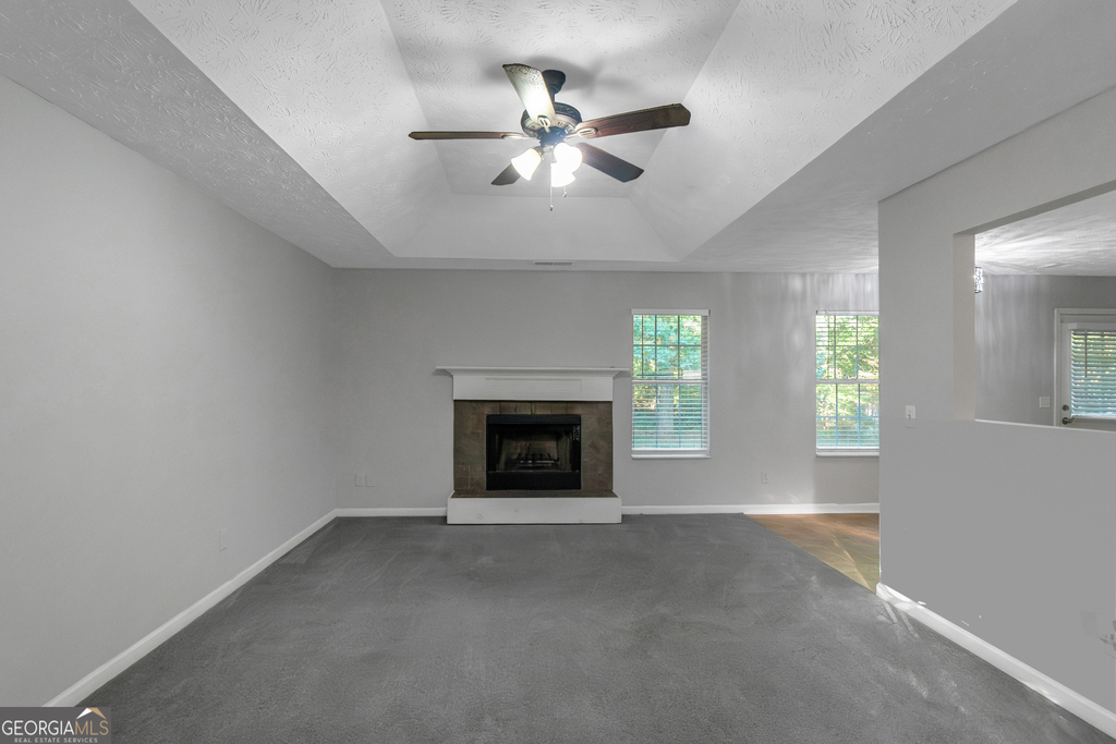 585 Mountainview Drive - Photo 5