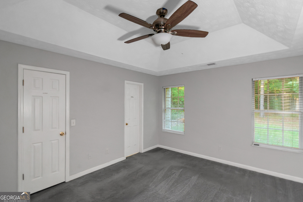 585 Mountainview Drive - Photo 12