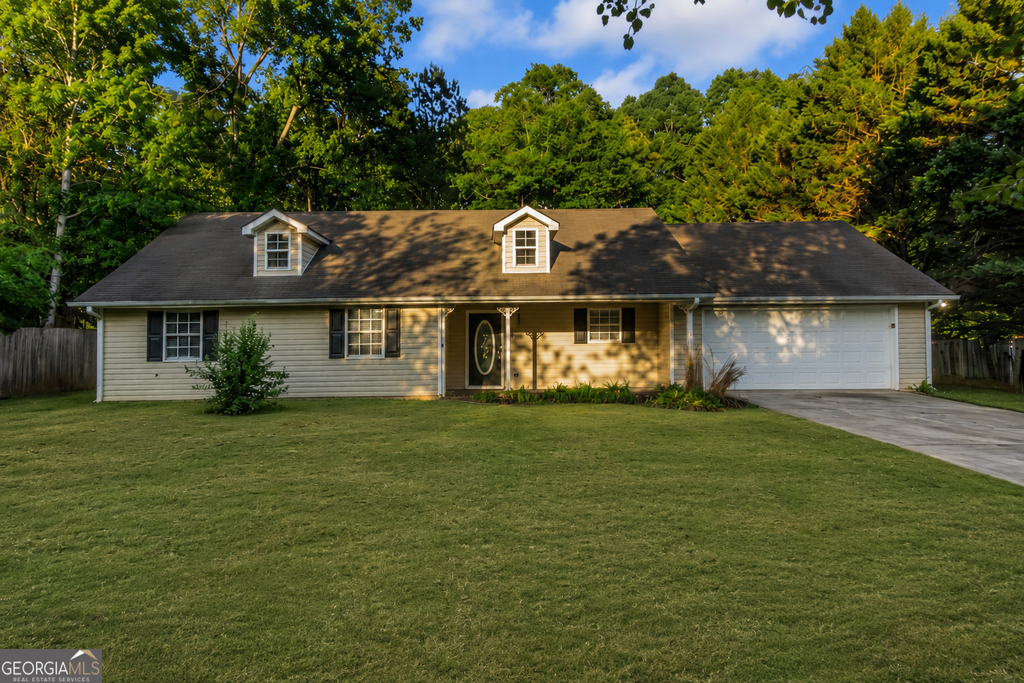 585 Mountainview Drive - Photo 2