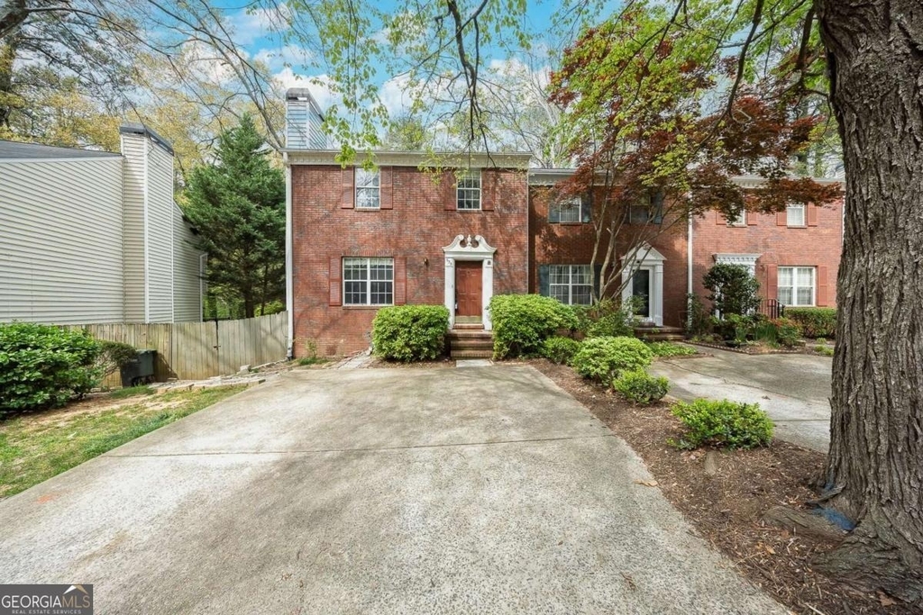 635 Anderson Walk - Photo 3