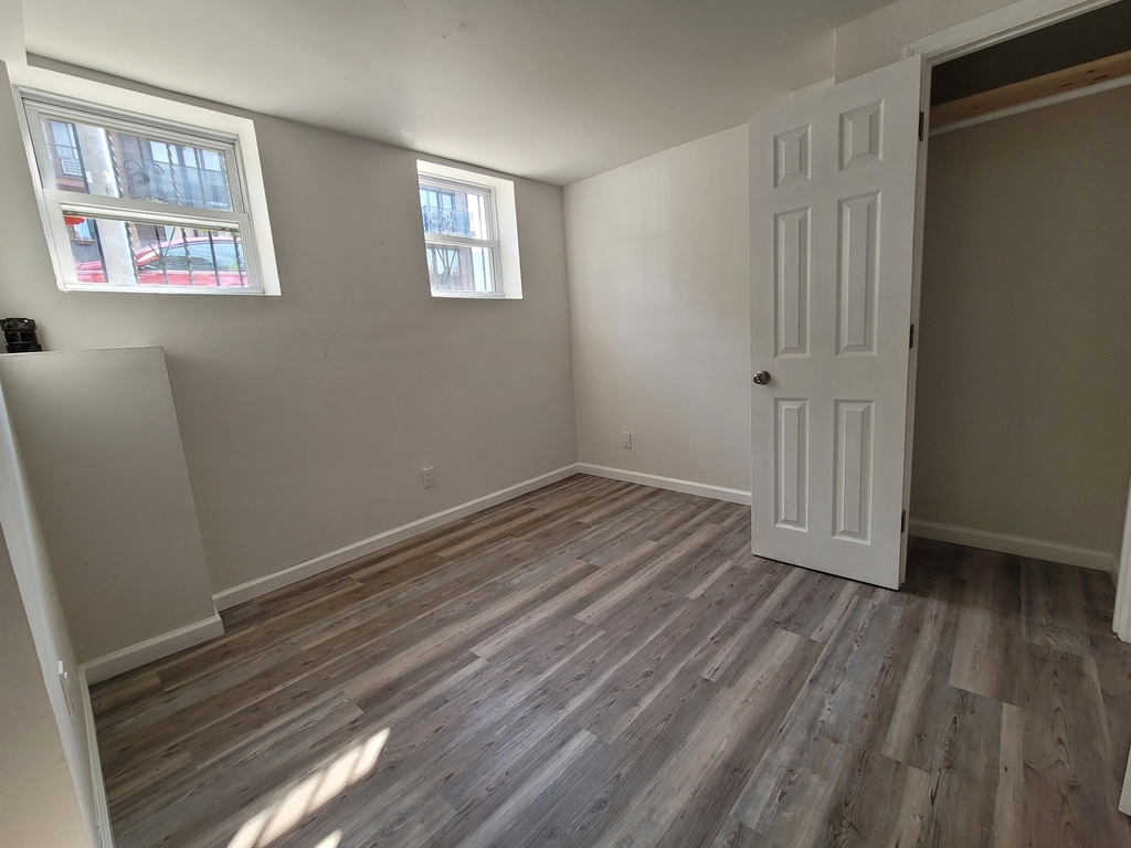 31-13 28th Road - Photo 10