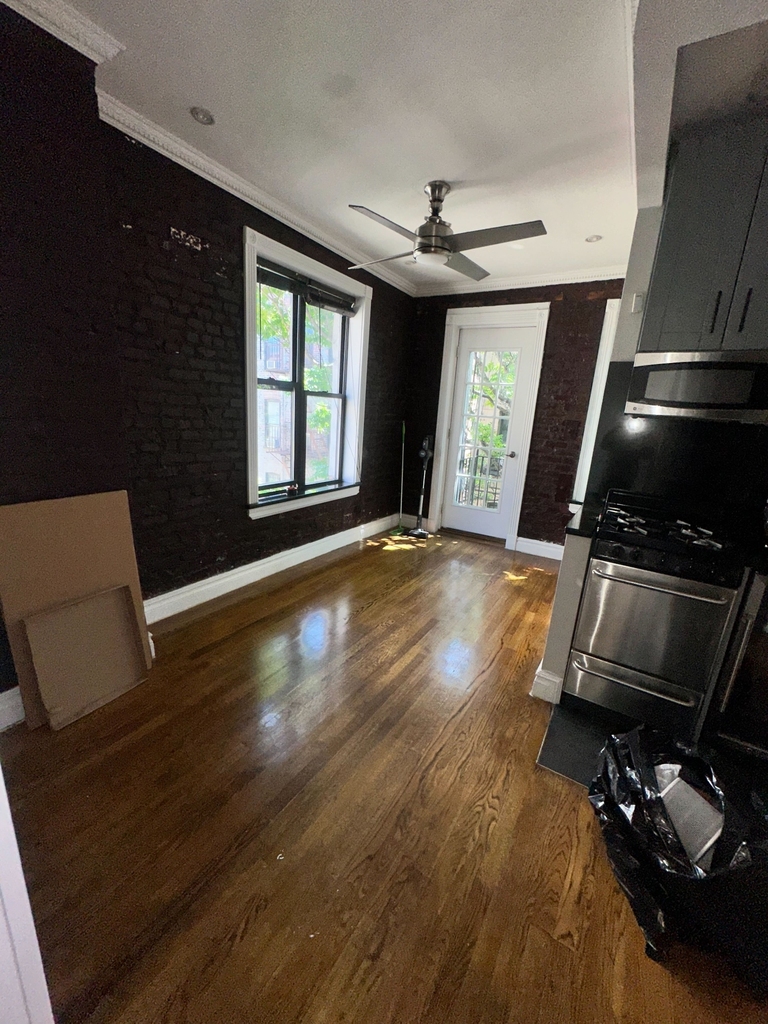 East 13th Street - Photo 2